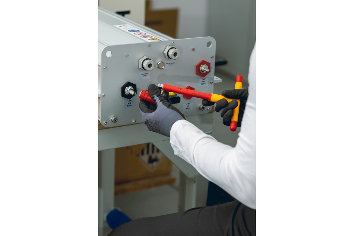 Insulated socket set with T-key type 1000 V, 11 pcs.