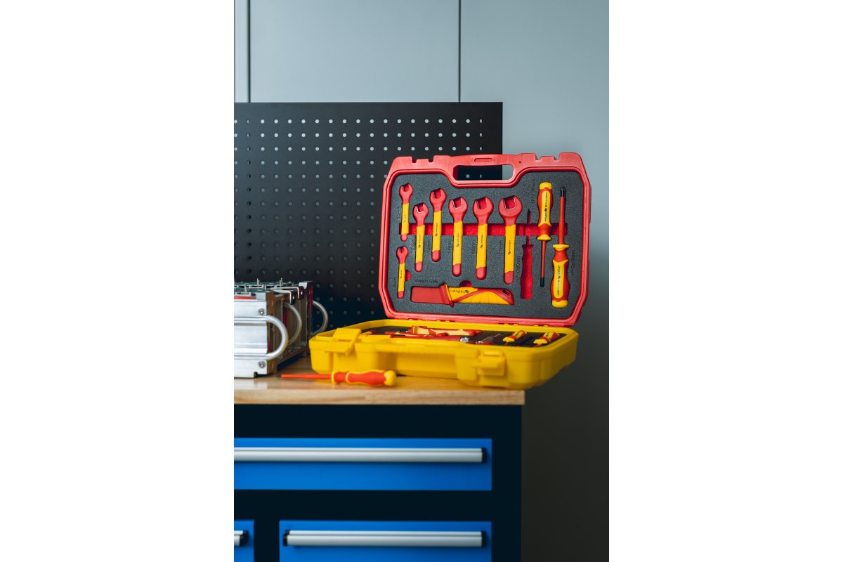 Insulated tool set 1000 V, 25 pcs.