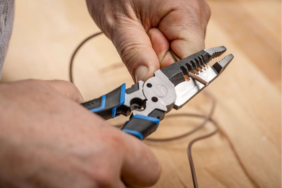 Hybrid Pliers Extended