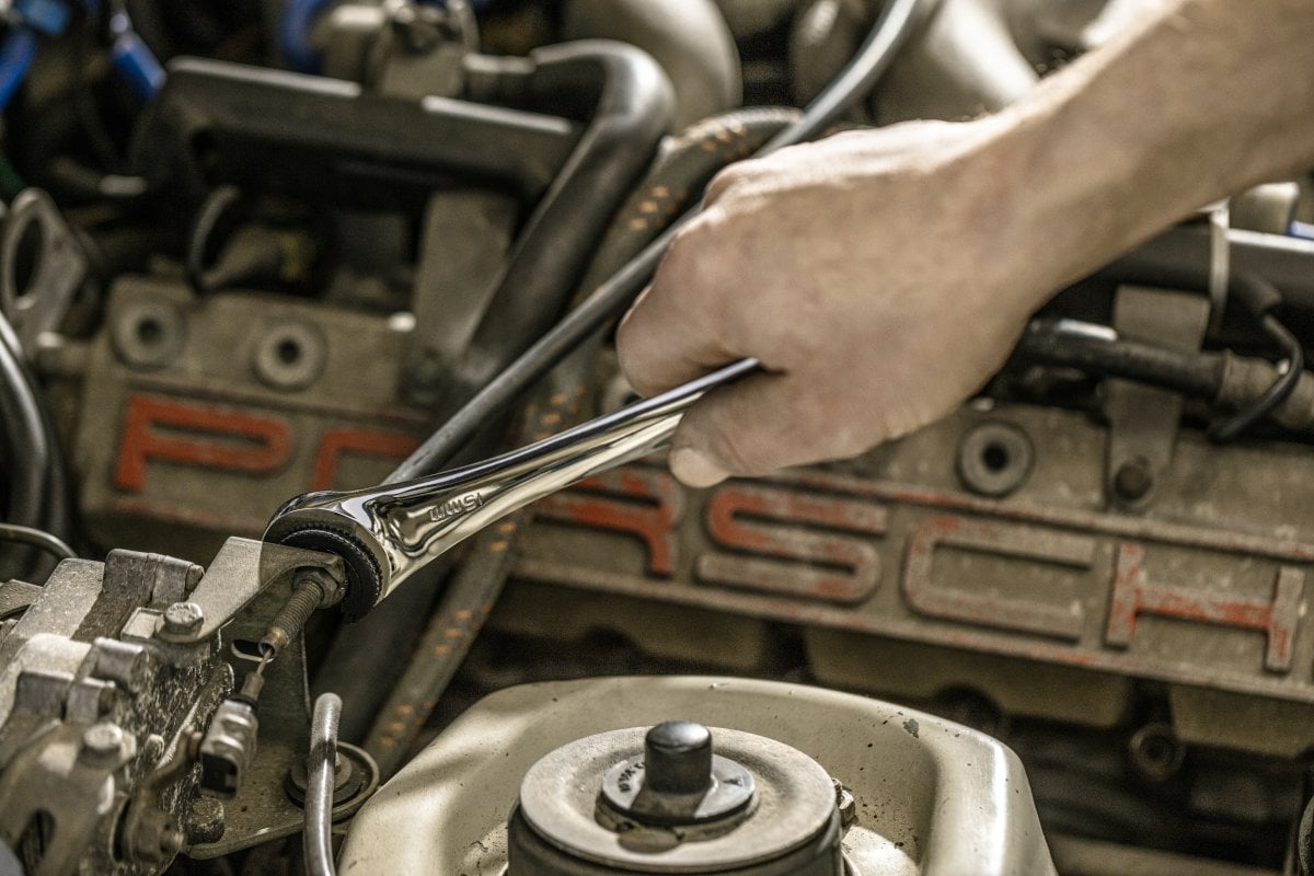 Semi-open wrench with ratchet 19 mm