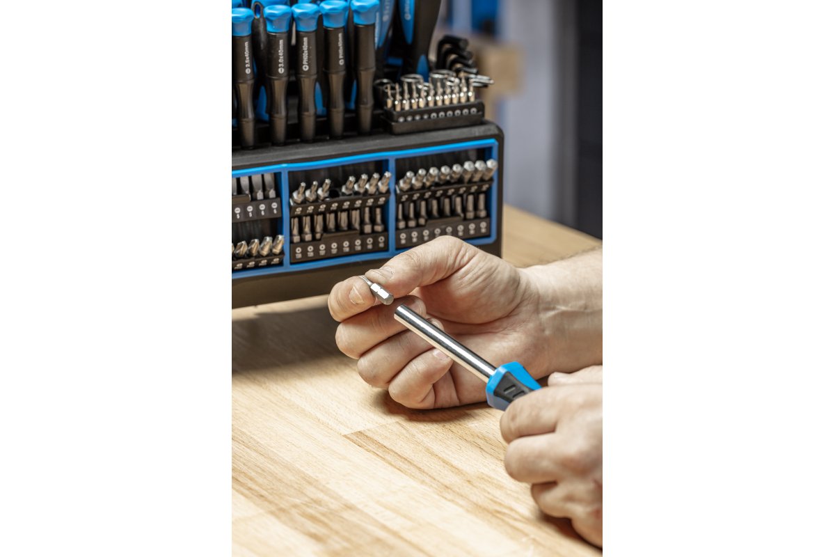Screwdrivers set 114 pcs