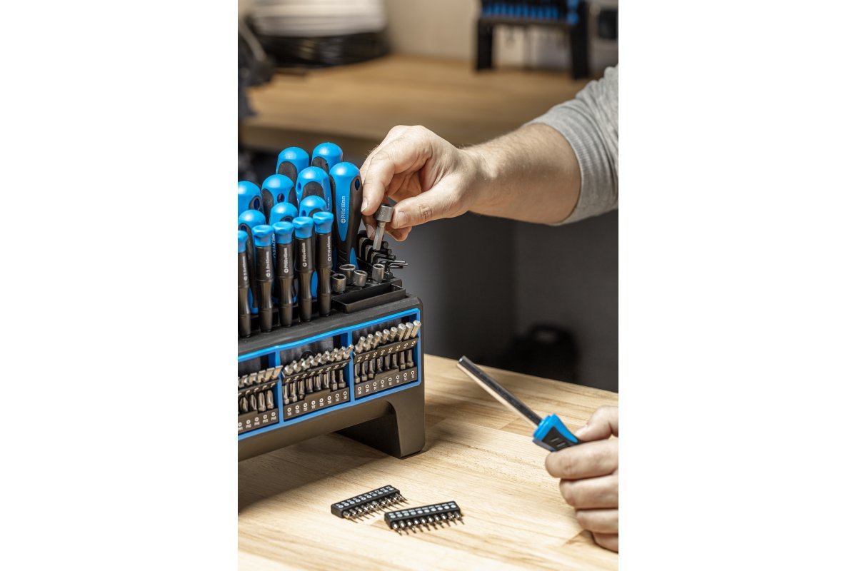Screwdrivers set 114 pcs
