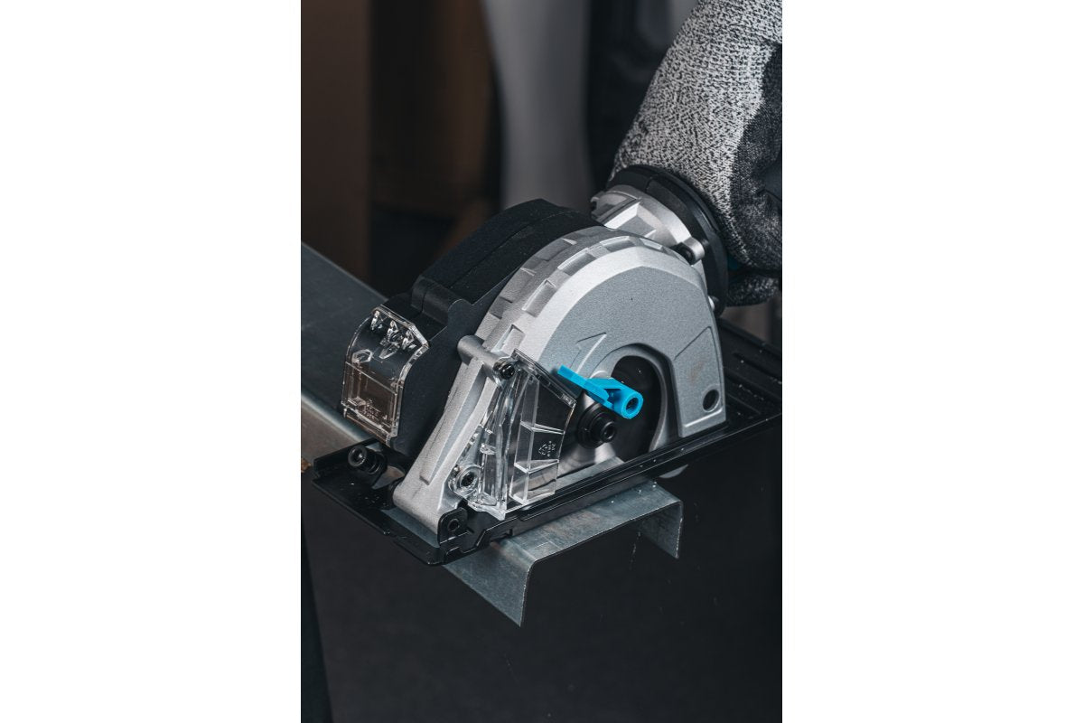 Střídavá mini pila na kov 120mm 18V