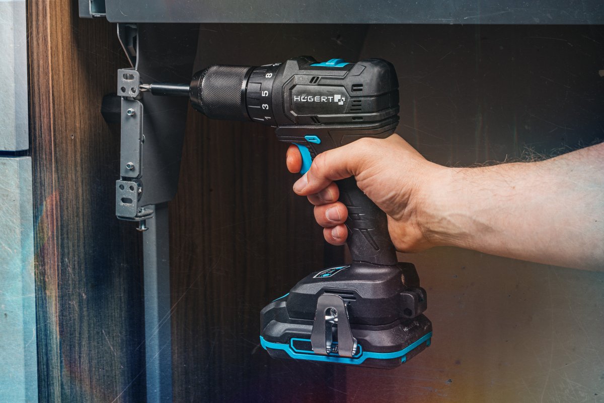 Brushless Compact Drill Driver 40Nm 18V