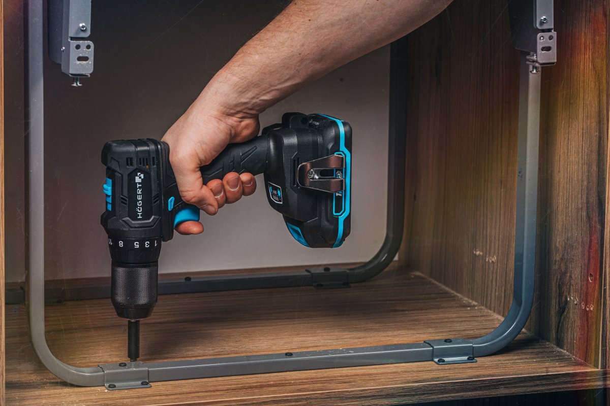 Brushless Compact Drill Driver 40Nm 18V