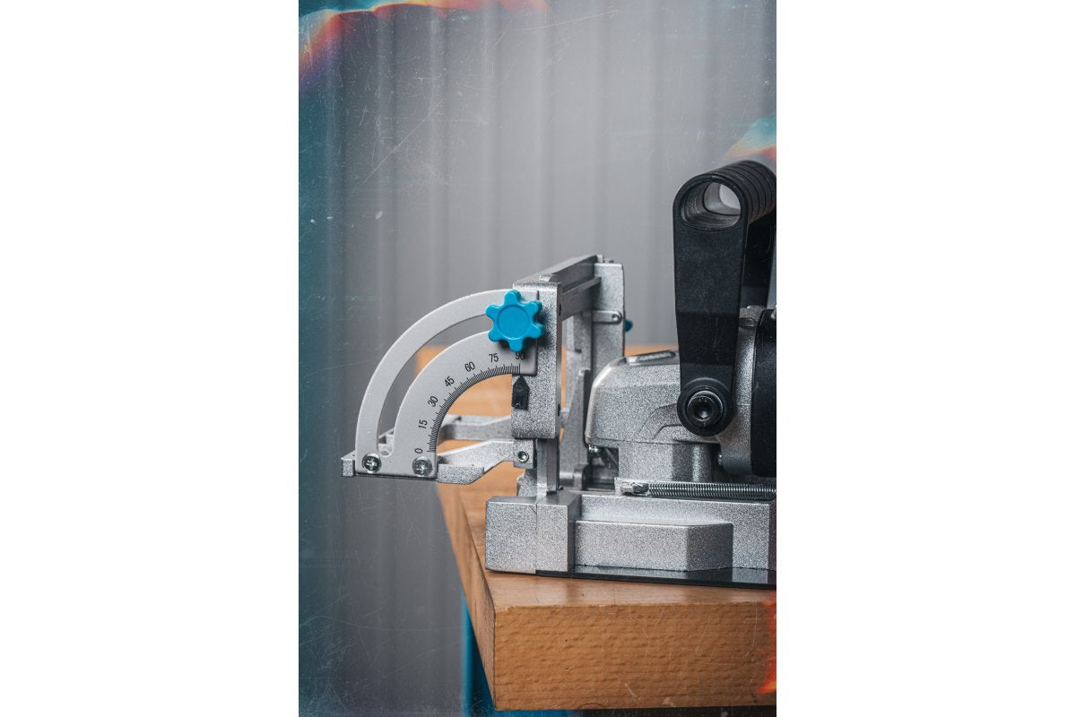 Milling machine for carpentry joints 18V