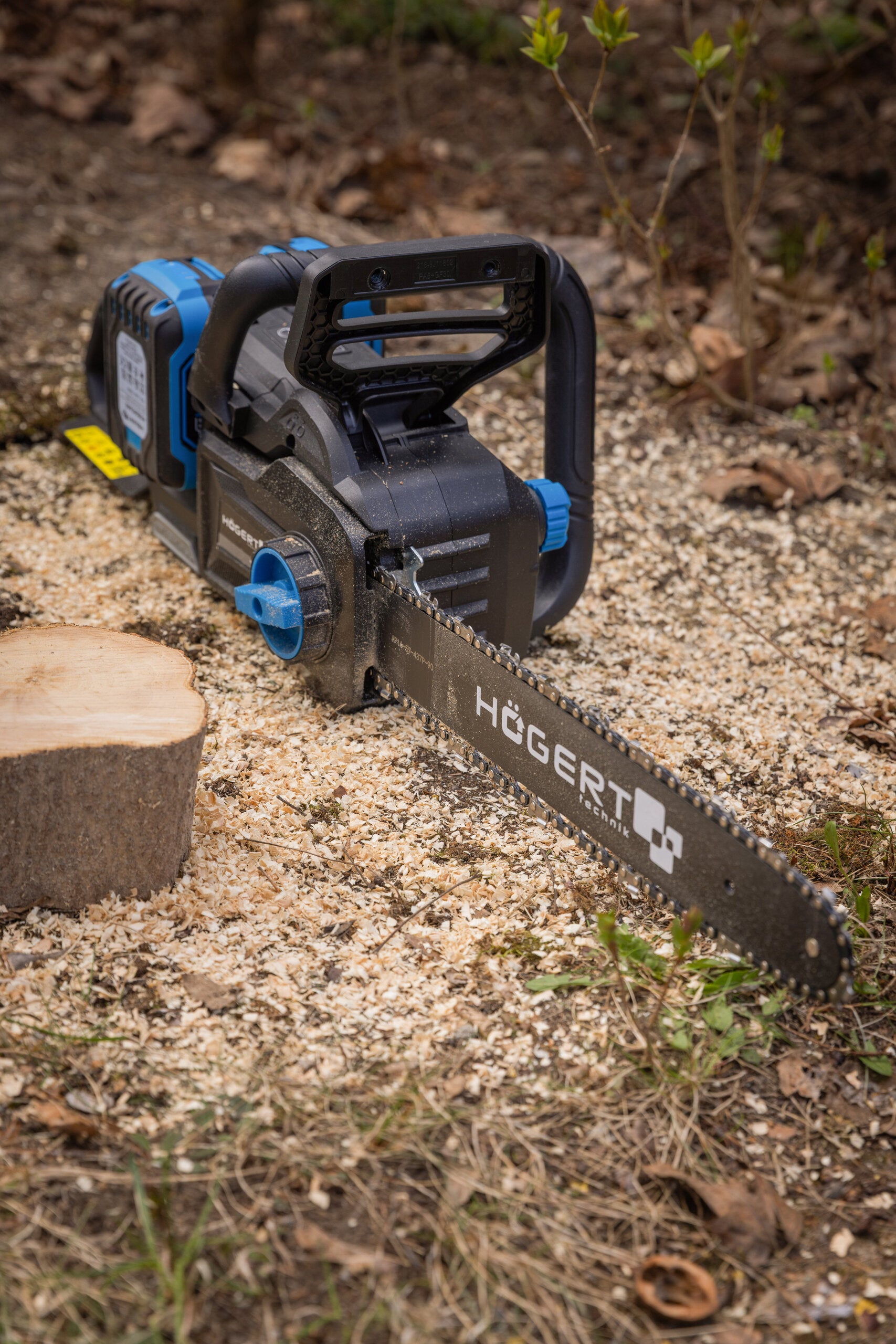 Brushless chainsaw 2x18V