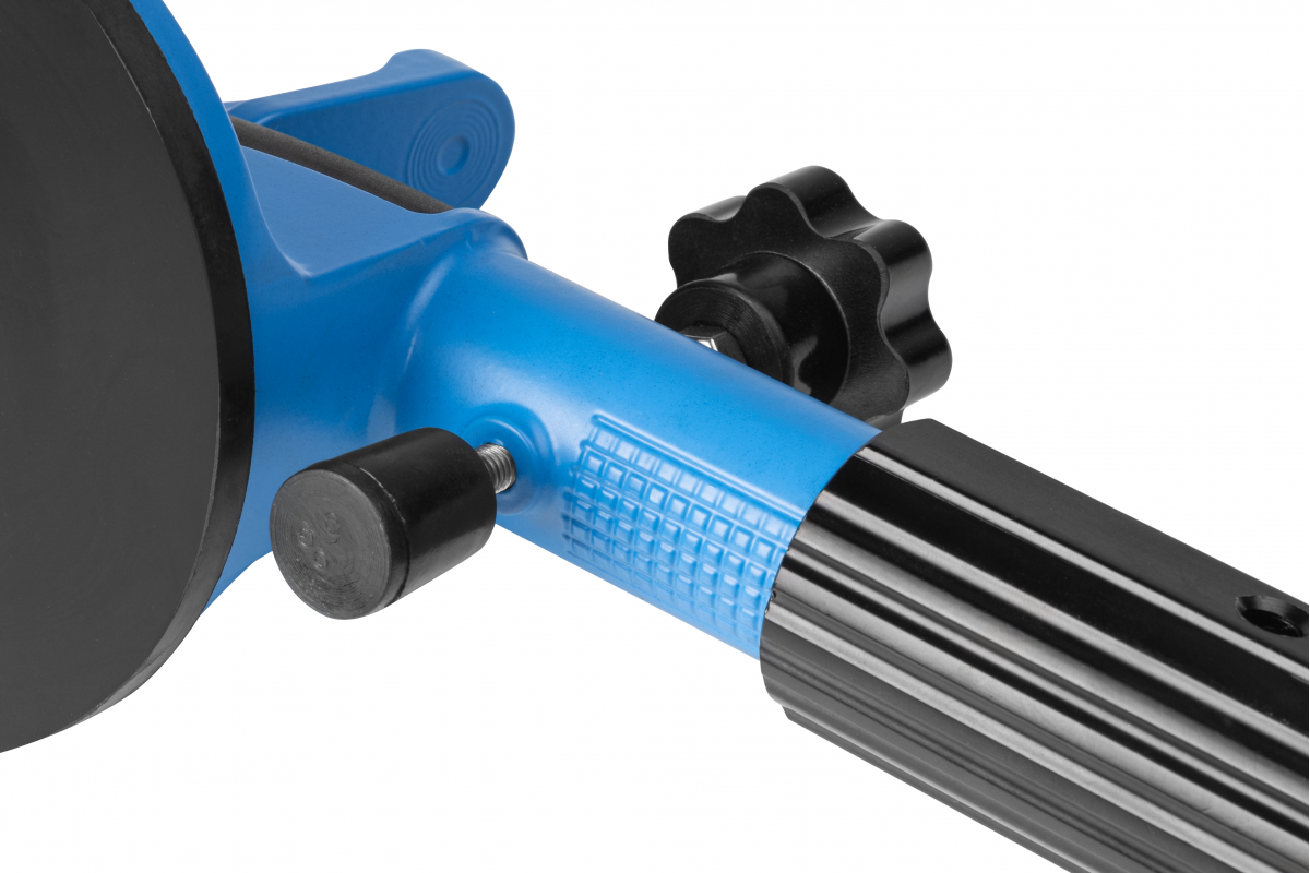 Double suction cup for tile planing