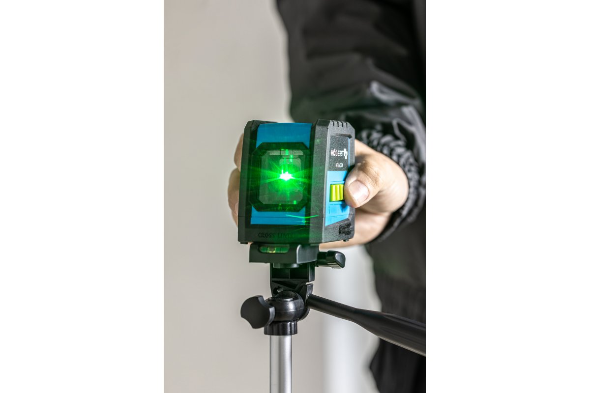 Green laser level